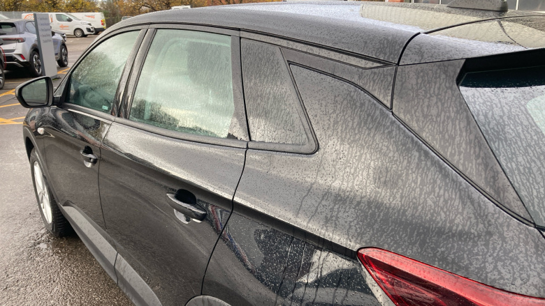 Vauxhall Grandland X 1.2 Turbo SE 5dr Petrol Hatchback